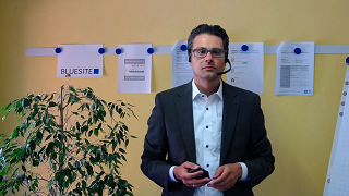 Herr Dennis Scherrer beim Online-Kurs Dozent und Autor Dennis Scherrer im Webinar Juni 2017